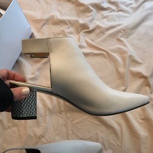 Calvin Klein Pumps Boots Cow Silk Soft White 7M NWT